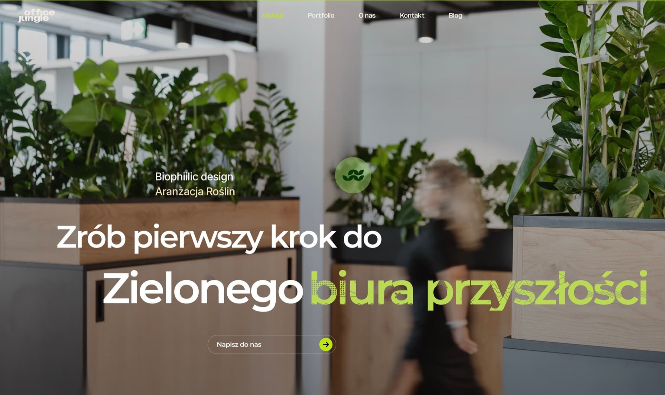 Strona Office Jungle we Framerze: hero z aranżacją biura